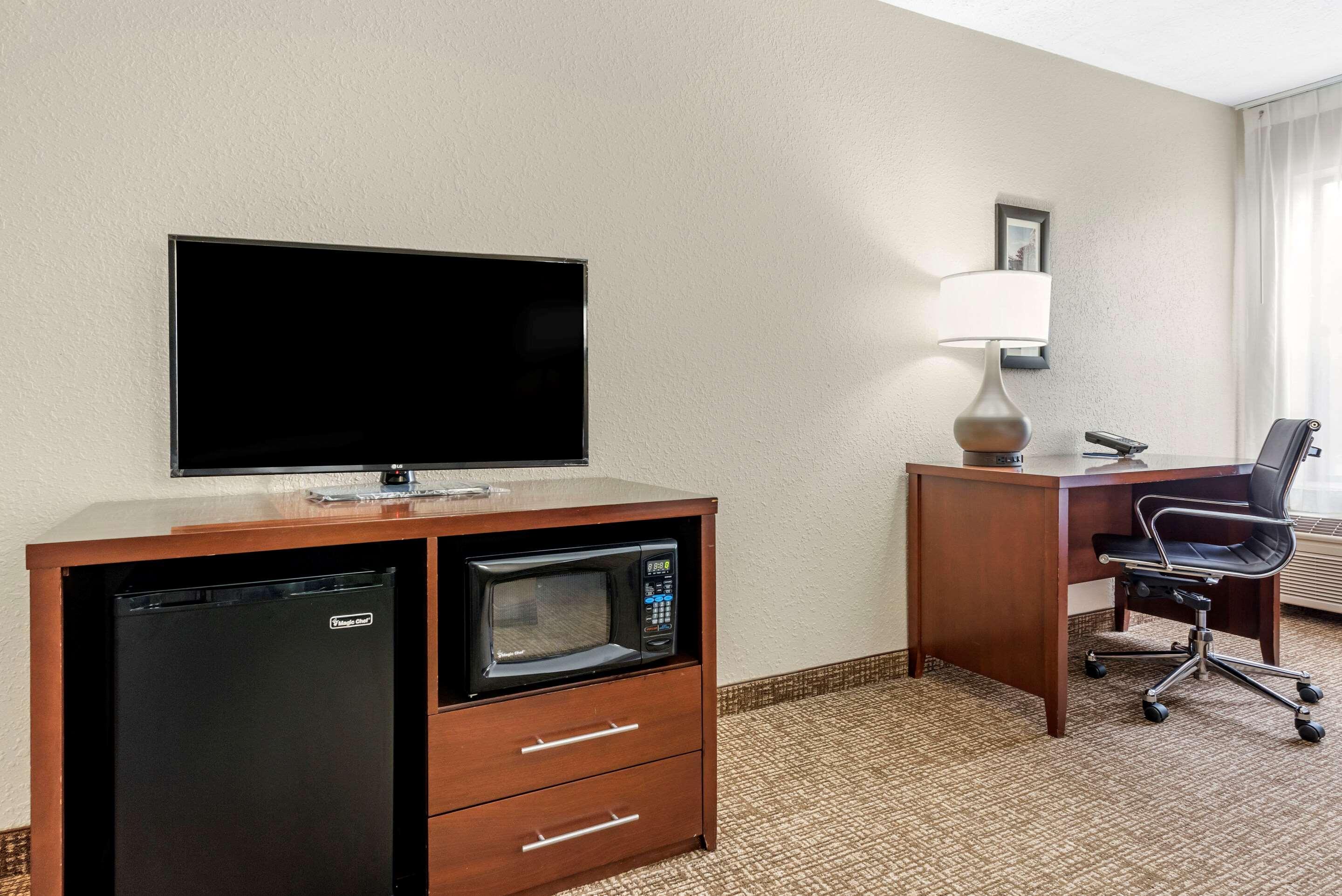 Comfort Inn & Suites Cincinnati Eastgate Dış mekan fotoğraf
