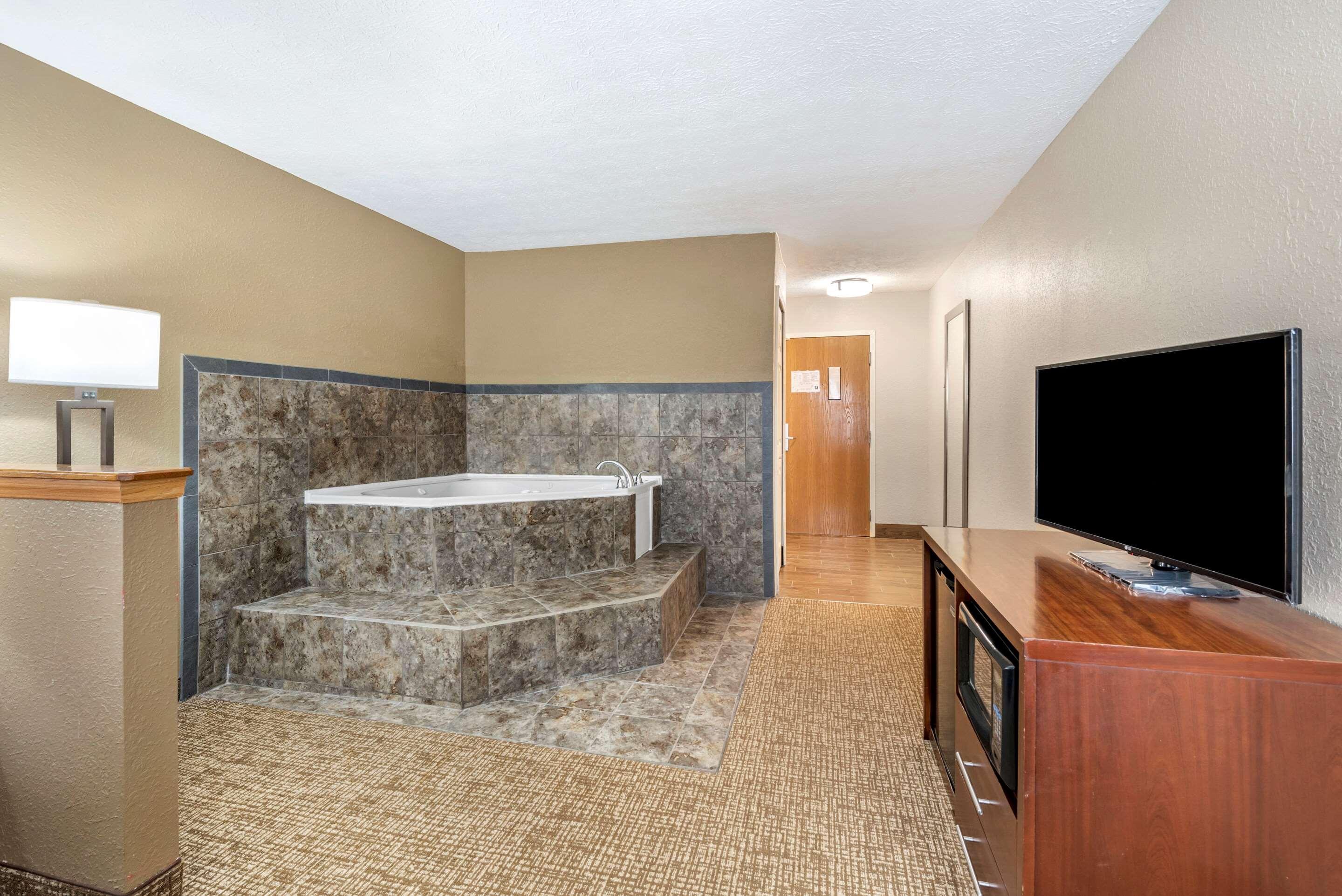 Comfort Inn & Suites Cincinnati Eastgate Dış mekan fotoğraf