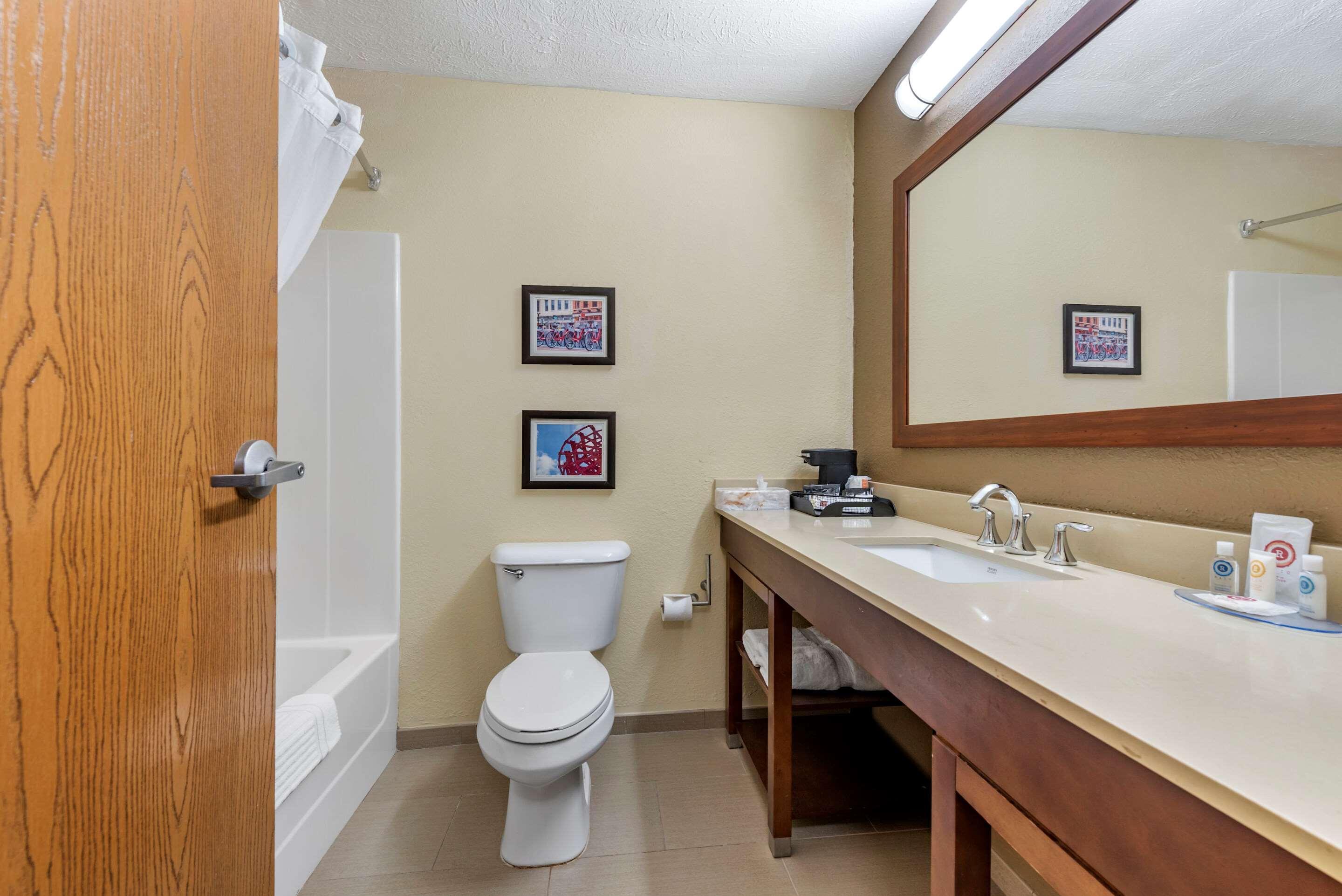 Comfort Inn & Suites Cincinnati Eastgate Dış mekan fotoğraf