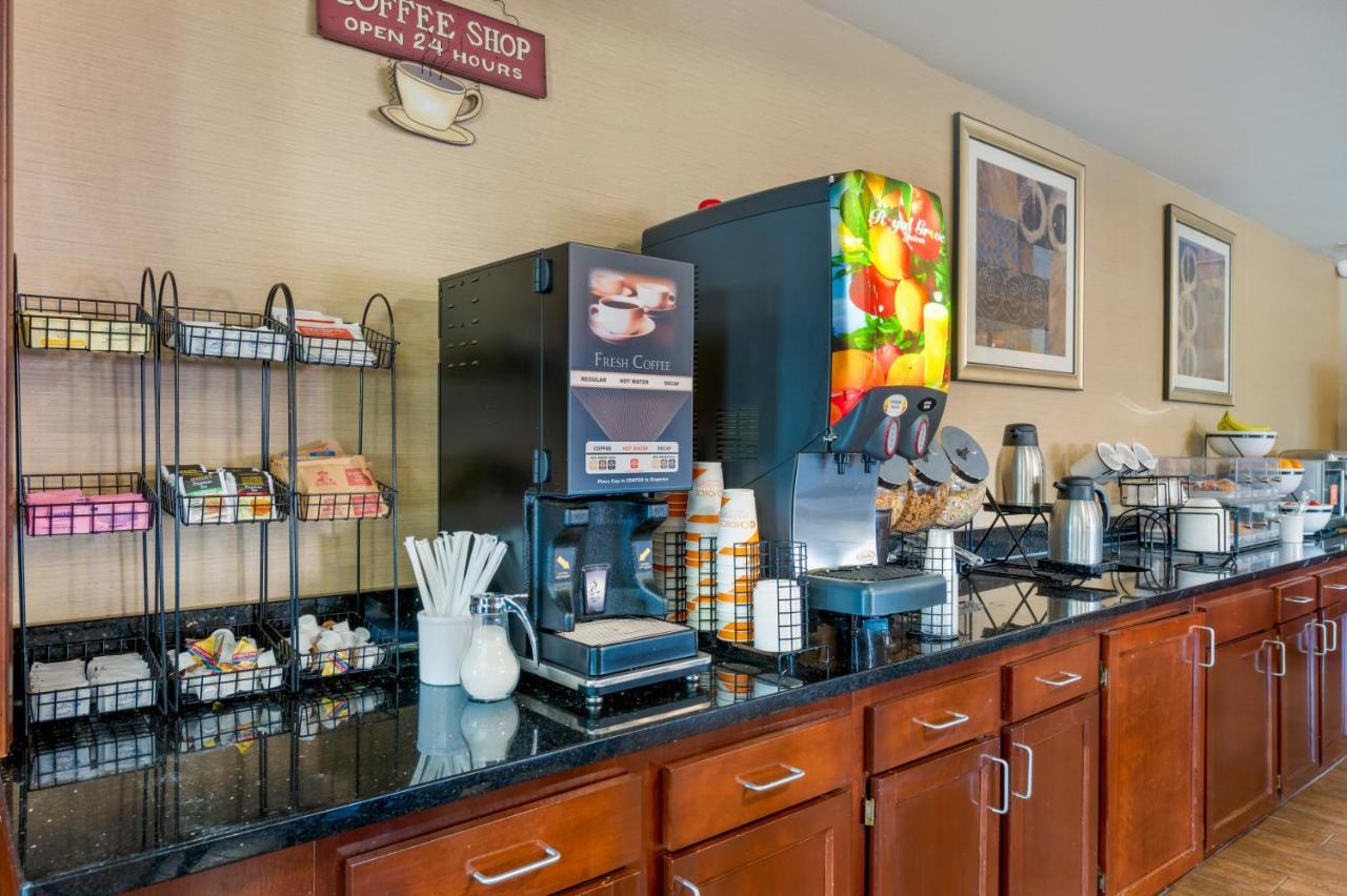 Comfort Inn & Suites Cincinnati Eastgate Dış mekan fotoğraf