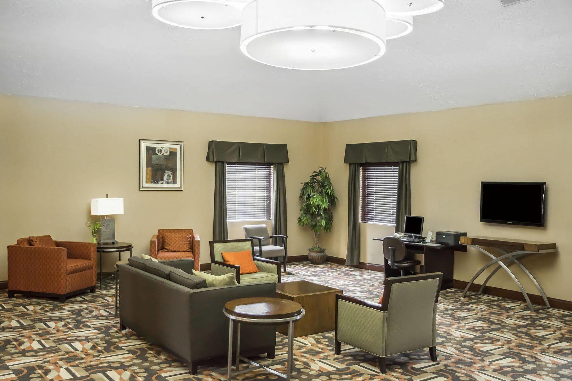 Comfort Inn & Suites Cincinnati Eastgate Dış mekan fotoğraf